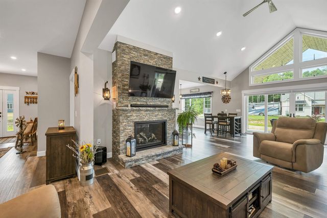 4 Remington Court, Tuftonboro, NH 03816