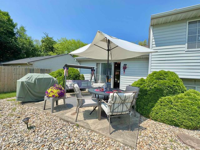 608 Wynterbrooke Drive, Kokomo, IN 46901