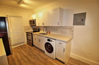 890 NW 45th Ave 4, Miami, FL 33126