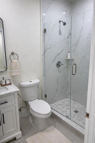 3079 NW Flagler Ter, Miami, FL 33125