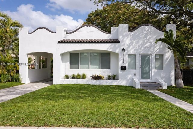3079 NW Flagler Ter, Miami, FL 33125