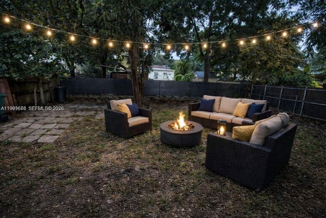 3079 NW Flagler Ter, Miami, FL 33125