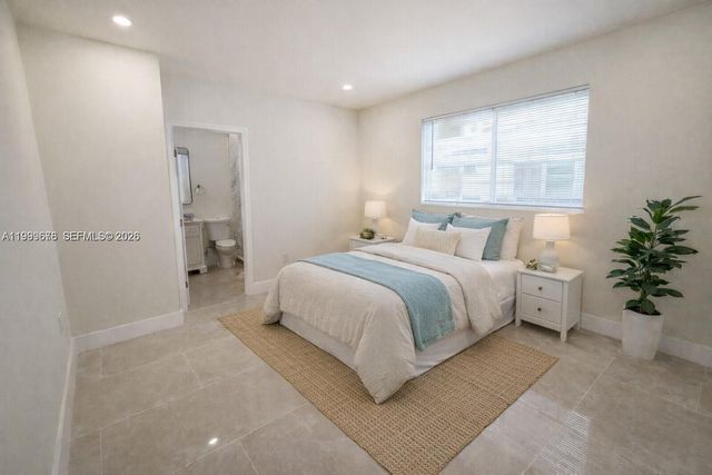 3079 NW Flagler Ter, Miami, FL 33125