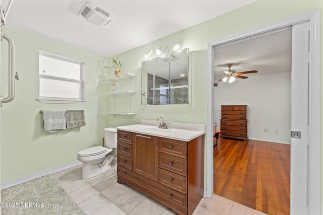 34 N COLLEGE Street, Macclenny, FL 32063
