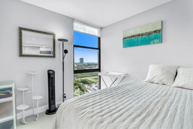 20335 W Country Club 1901, Aventura, FL 33180