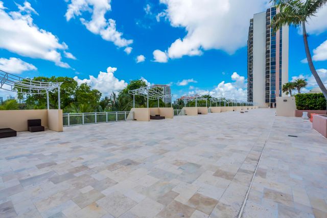 20335 W Country Club 1901, Aventura, FL 33180
