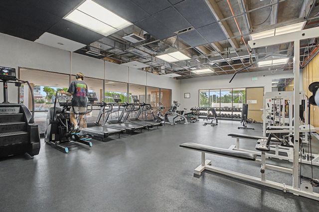 20335 W Country Club 1901, Aventura, FL 33180