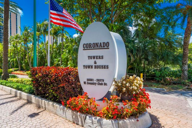 20335 W Country Club 1901, Aventura, FL 33180