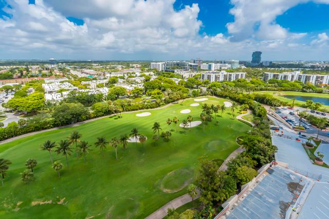 20335 W Country Club 1901, Aventura, FL 33180
