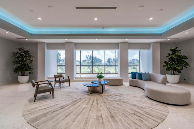 20335 W Country Club 1901, Aventura, FL 33180