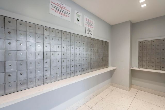 20335 W Country Club 1901, Aventura, FL 33180