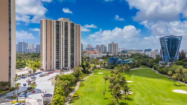20335 W Country Club 1901, Aventura, FL 33180
