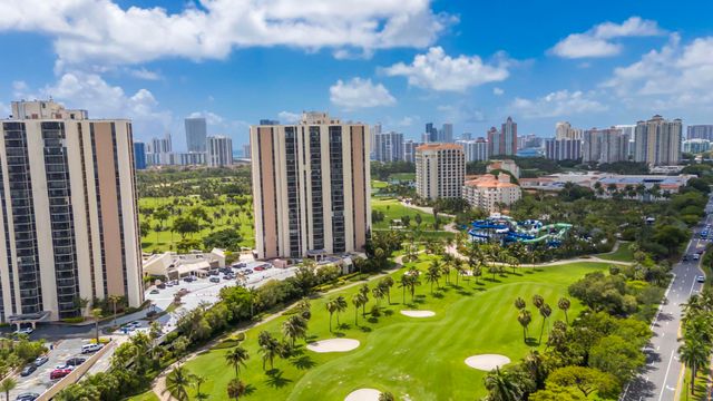 20335 W Country Club 1901, Aventura, FL 33180