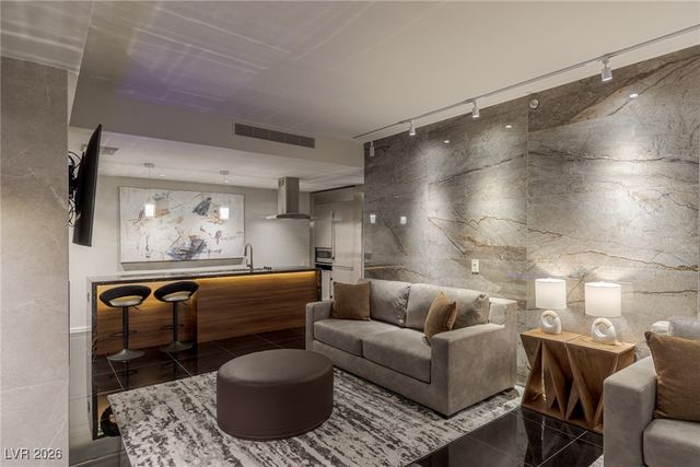 4381 West FLAMINGO Road 2622, Las Vegas, NV 89103