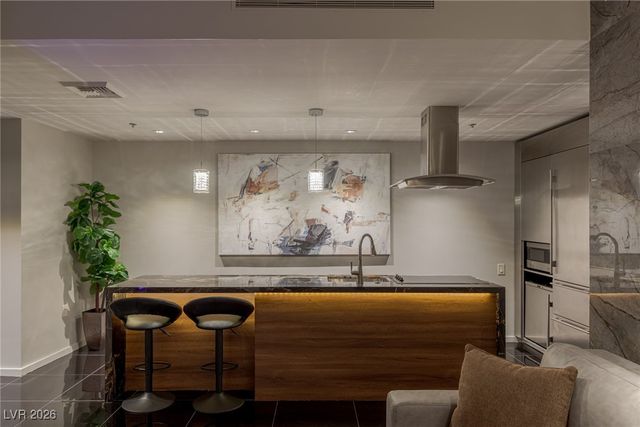 4381 West FLAMINGO Road 2622, Las Vegas, NV 89103