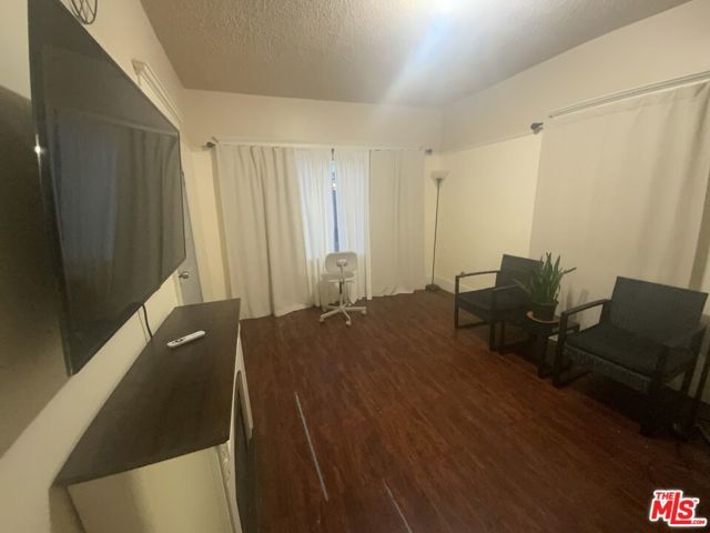 3770 Maple Avenue, Los Angeles, CA 90011