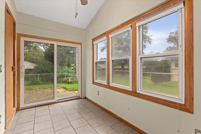 4420 N 110th STREET, Wauwatosa, WI 53225