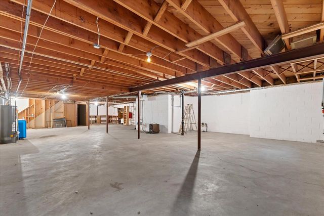 4420 N 110th STREET, Wauwatosa, WI 53225