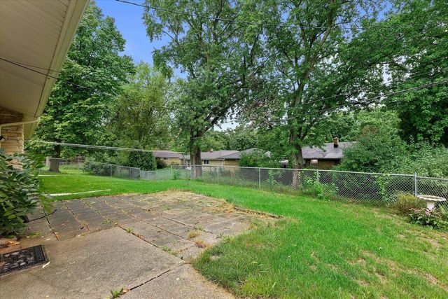 4420 N 110th STREET, Wauwatosa, WI 53225