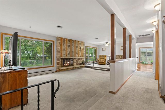 4420 N 110th STREET, Wauwatosa, WI 53225