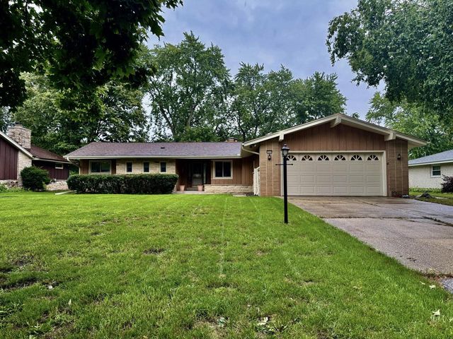 4420 N 110th STREET, Wauwatosa, WI 53225