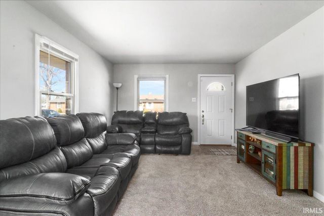 2507 Vogel Road, Evansville, IN 47711