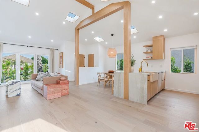 8417 Holy Cross Place 1&2, Los Angeles, CA 90045