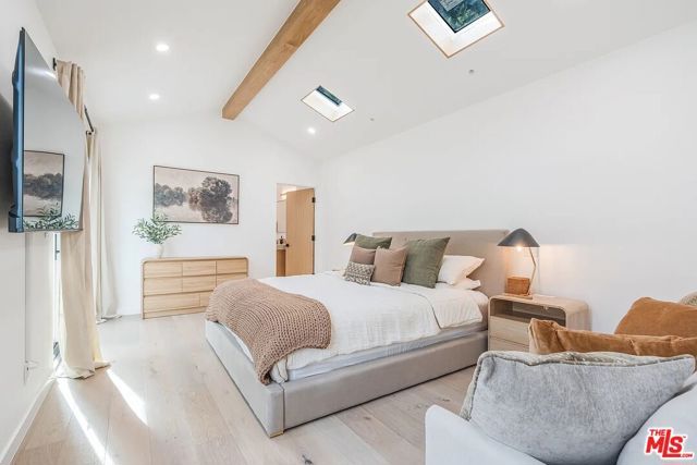 8417 Holy Cross Place 1&2, Los Angeles, CA 90045