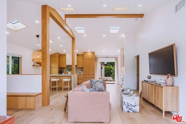 8417 Holy Cross Place 1&2, Los Angeles, CA 90045