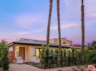 8417 Holy Cross Place 1&2, Los Angeles, CA 90045