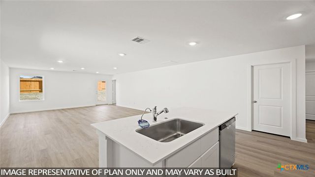 172 Baby Calf Roping Road, Jarrell, TX 76537