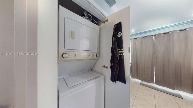 6279 SW 128th Ct, Miami, FL 33183