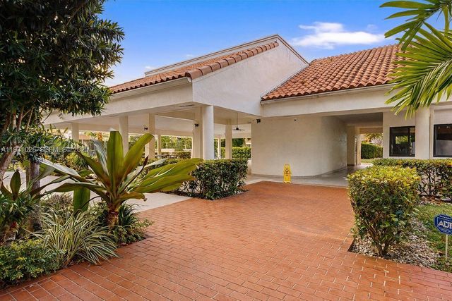 6279 SW 128th Ct, Miami, FL 33183