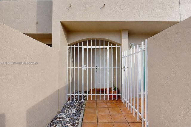 6279 SW 128th Ct, Miami, FL 33183