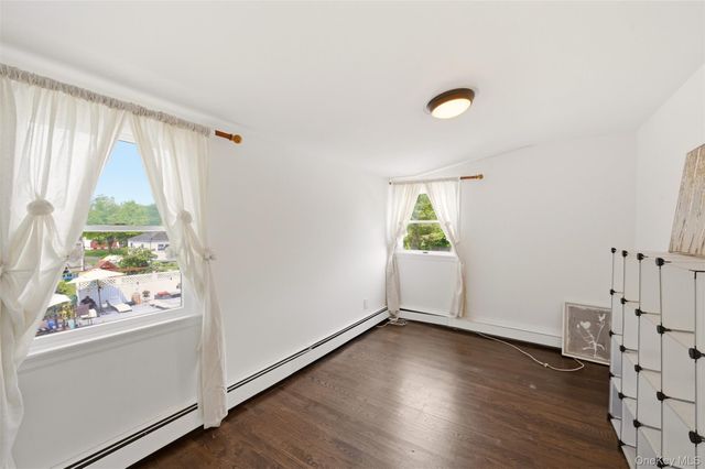 12 Browning Drive, Greenlawn, NY 11740