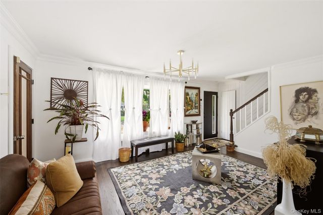 12 Browning Drive, Greenlawn, NY 11740