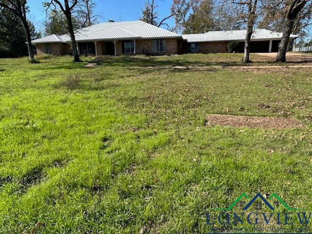 1092 ACR 318, Frankston, TX 75763