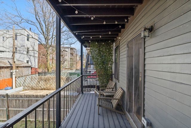 120 Bremen St 1, Boston, MA 02128