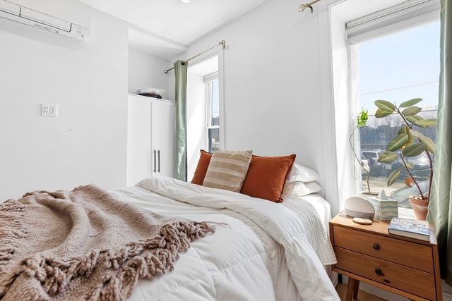 120 Bremen St 1, Boston, MA 02128