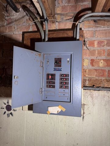 116 163rd Street, Calumet City, IL 60409