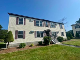 31 Central Street G, Hillsborough, NH 03244