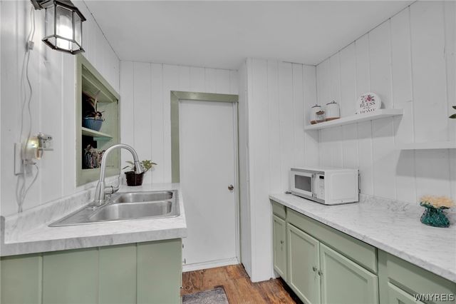 7126 Boston Cross Road E, Boston, NY 14025