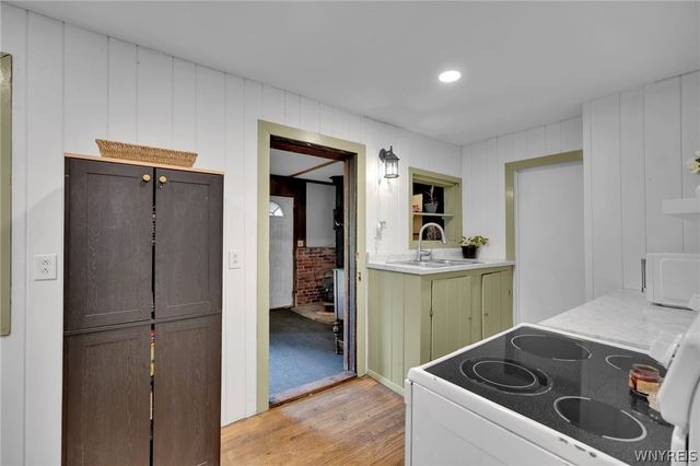 7126 Boston Cross Road E, Boston, NY 14025