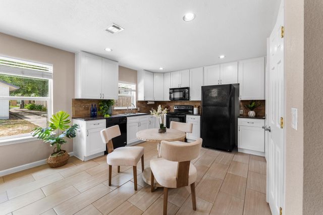 13323 Villa Park Dr Unit B, Austin, TX 78729
