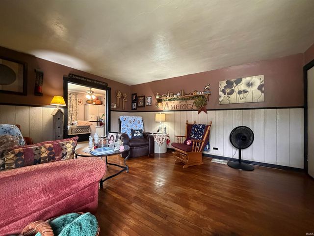324 M Street, Bedford, IN 47421