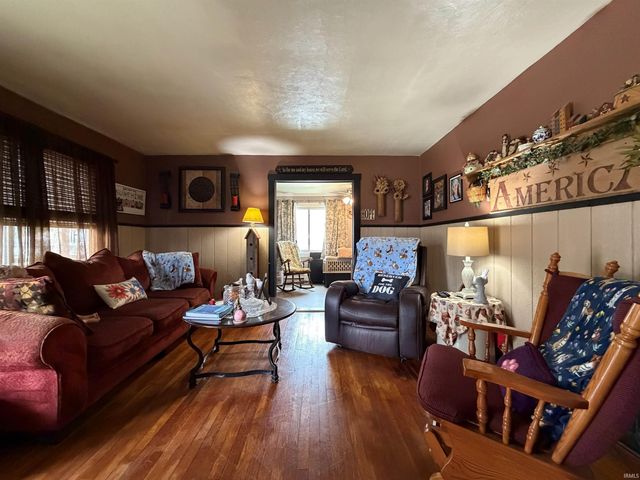 324 M Street, Bedford, IN 47421