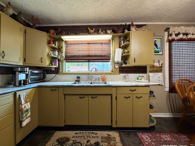 324 M Street, Bedford, IN 47421