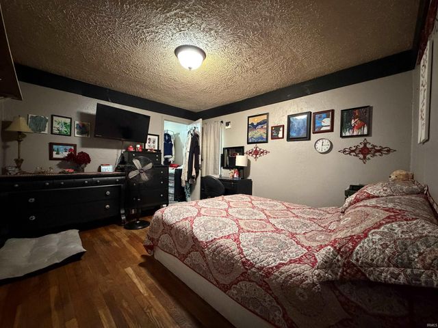 324 M Street, Bedford, IN 47421