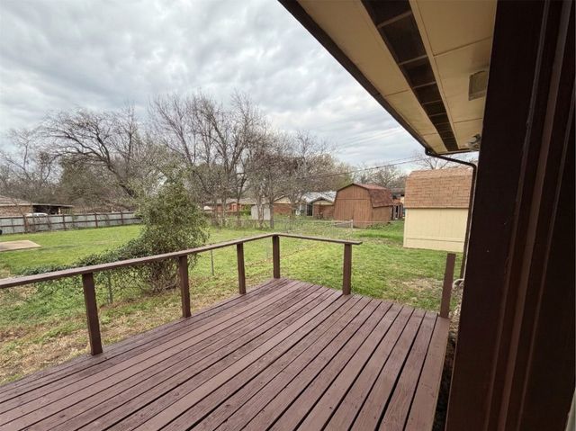 5441 Wales Avenue, Fort Worth, TX 76133