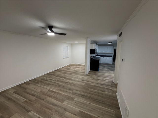 5441 Wales Avenue, Fort Worth, TX 76133